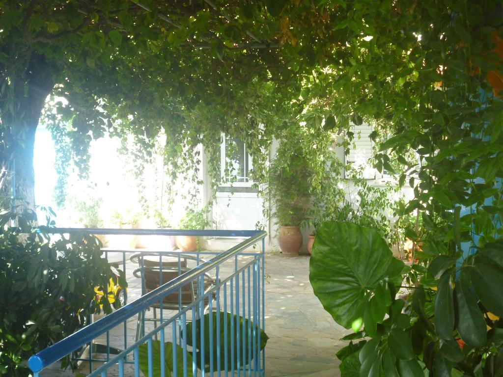 Apartments Jota Marathokampos Exterior photo